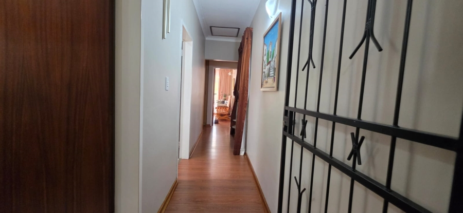 3 Bedroom Property for Sale in La Hoff North West